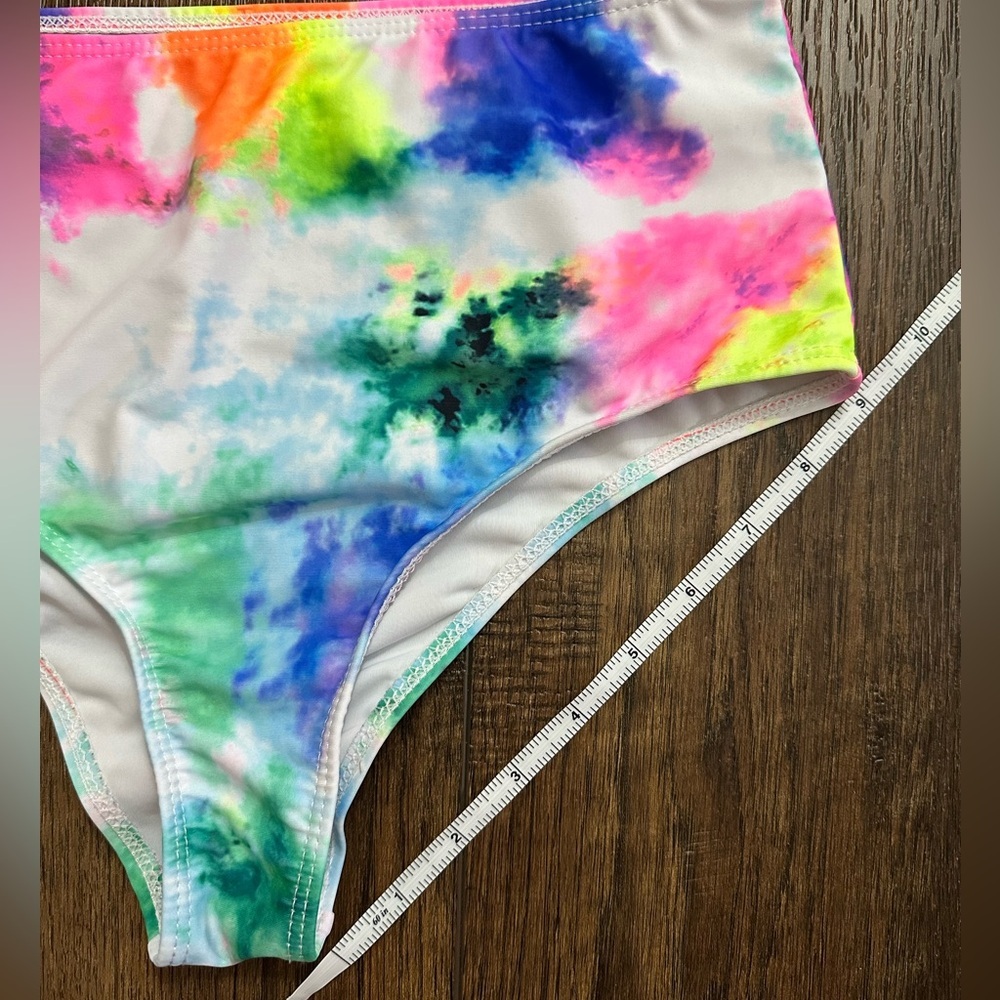 SHEIN Vibrant Tie-Dye Kids Bikini Set - Picture 6 of 6